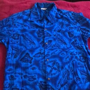Vintage men’s Hawaiian shirt